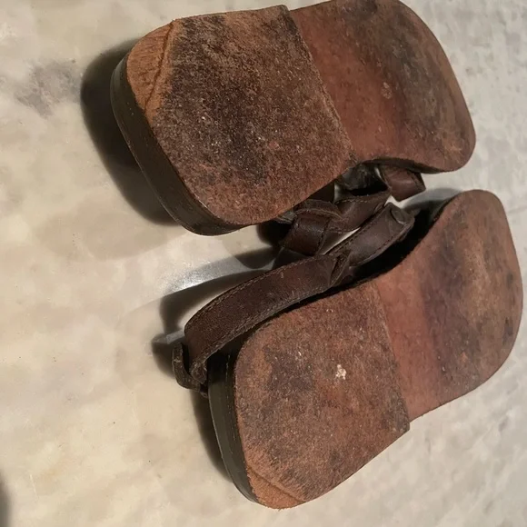 Dkny sandals - Picture 6 of 14